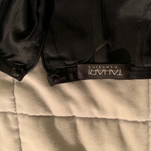 Black pencil skirt - Picture 6 of 9